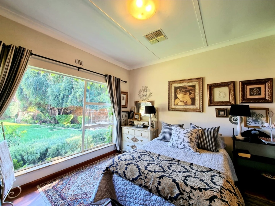 5 Bedroom Property for Sale in Monument Heights Northern Cape